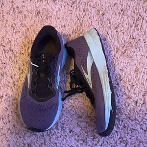 Brooks Purple and White Athletic Shoes with Breathable Mesh